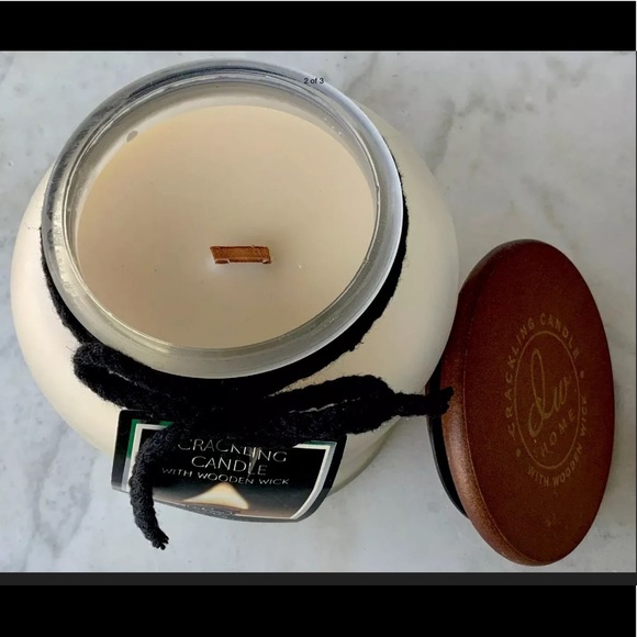 VANILLA BEAN CANDLE WOOD WICK DW HOME RICHLY SCENT - Picture 2 of 3